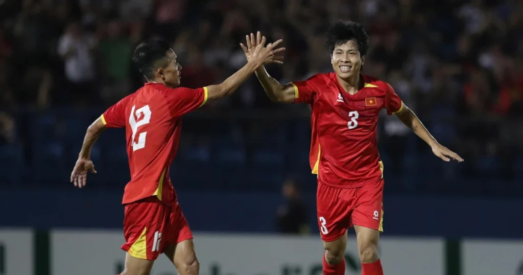 Trận đấu khép lại với tỷ số 2-1 nghiêng về Lào